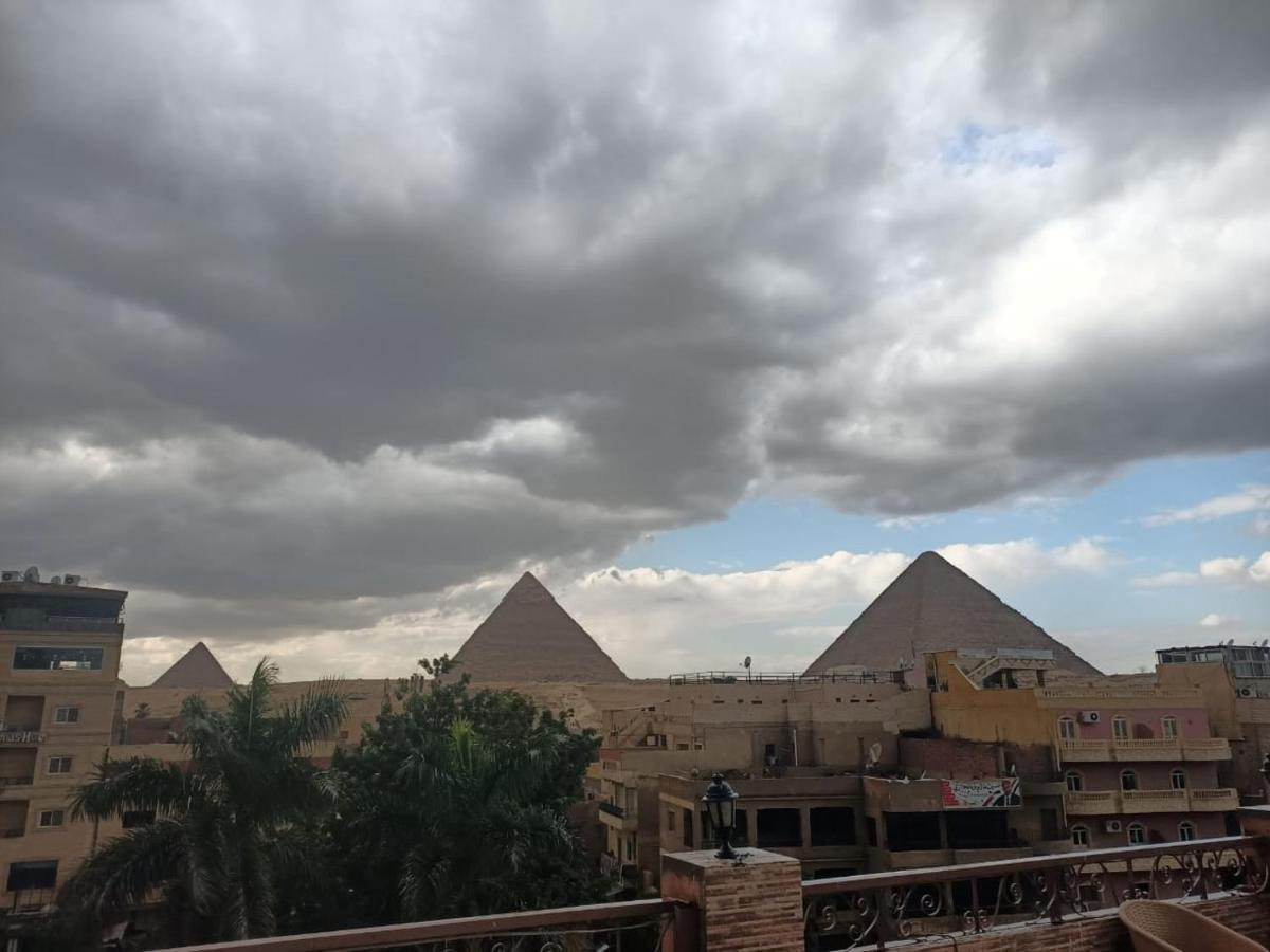 Anubis Pyramids Inn Кайро Екстериор снимка